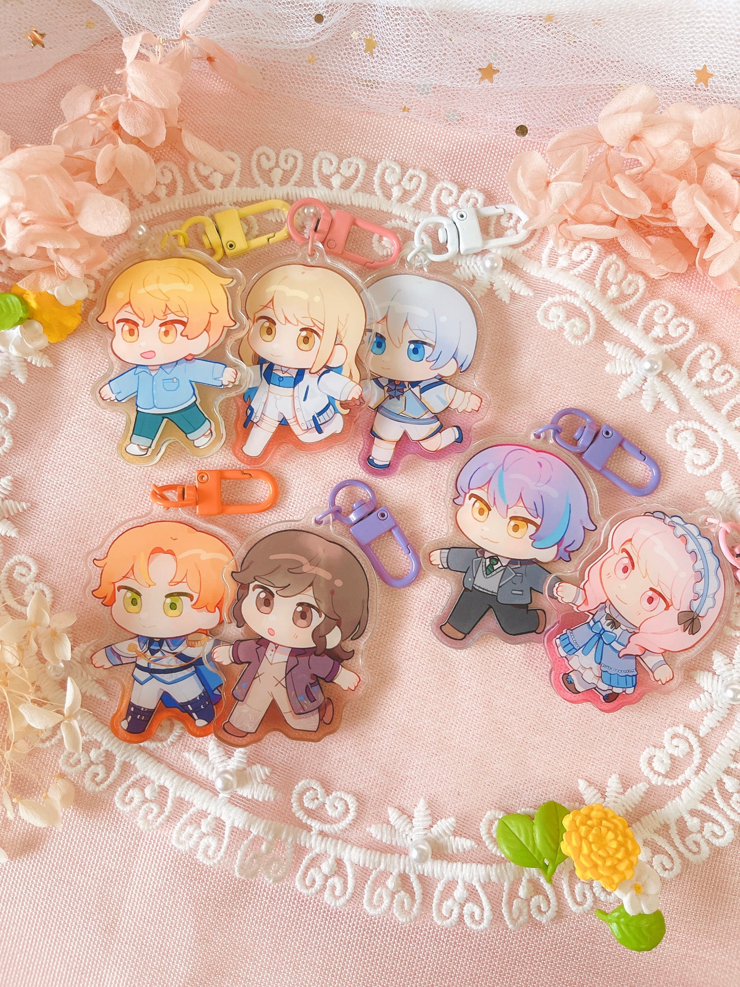 Proseka Handholding Charms