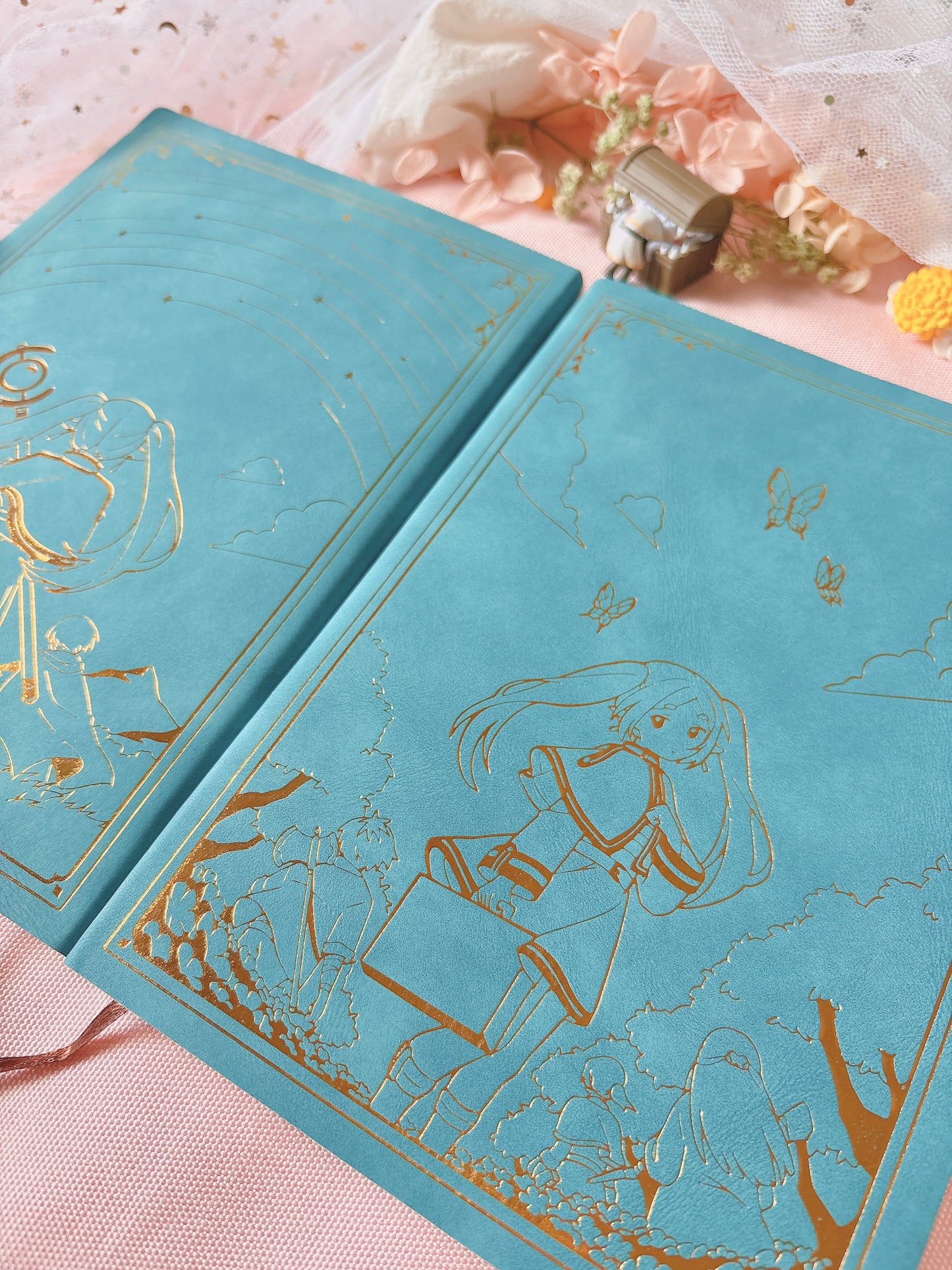 [PREORDER] Frieren Foiled Notebook (SHIPS JUNE)