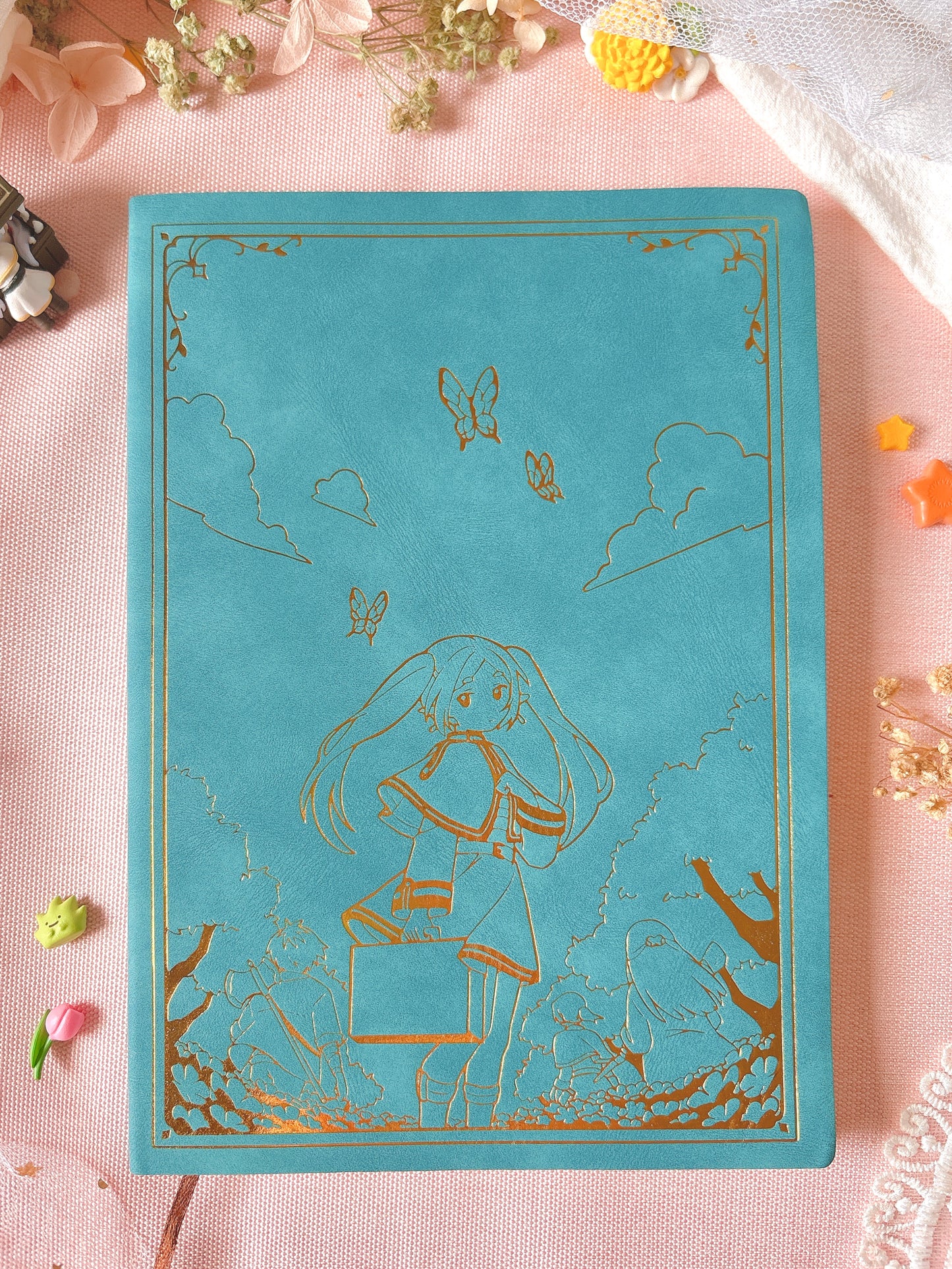 [PREORDER] Frieren Foiled Notebook (SHIPS JUNE)