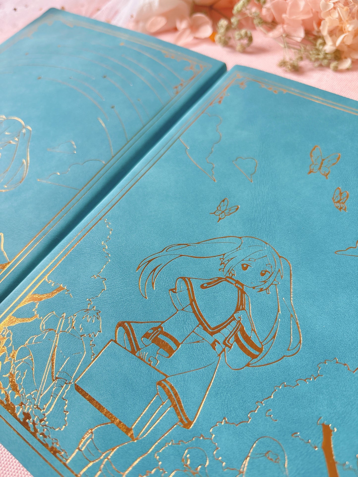 [PREORDER] Frieren Foiled Notebook (SHIPS JUNE)