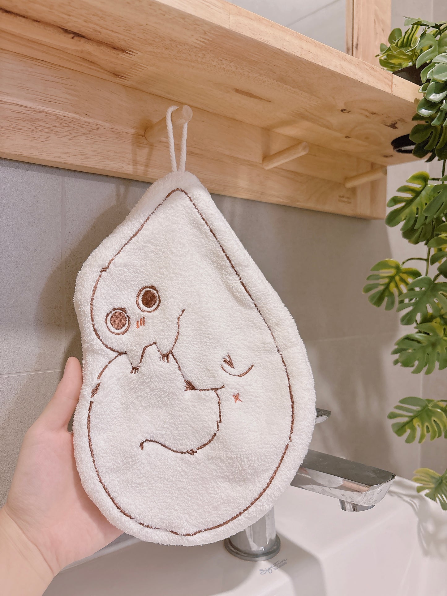 [PREORDER] Brushbuddy Handtowel (SHIPS SEPT)